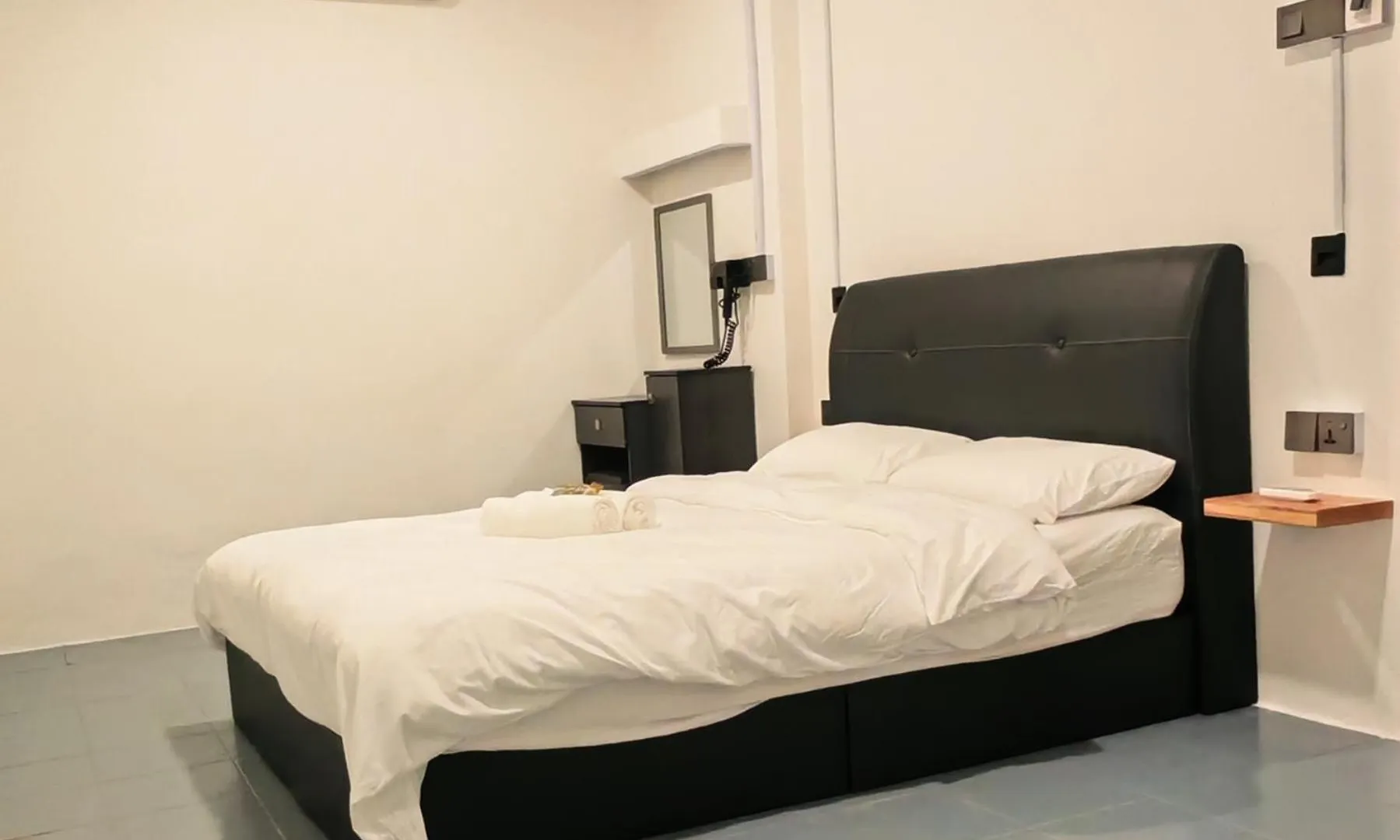 23 Inn Queen Bed Standard Room Bukit Mertajam